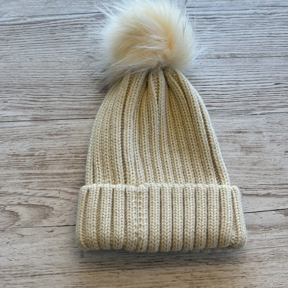 Furtalk Hat Women’s OS Beige Cream Knit Beanie with Detachable Pom Pom